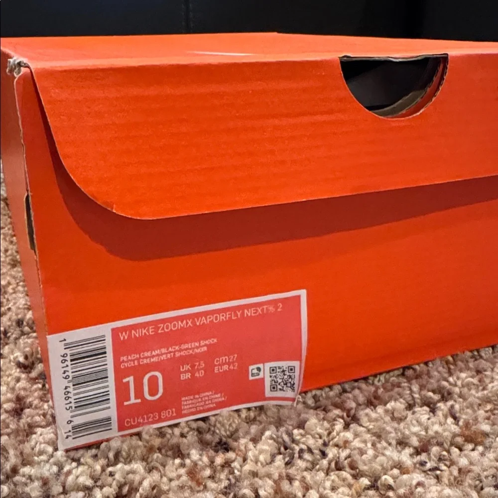 NIB Nike Women’s ZoomX Vaporfly Next% 2, Size 10 - Picture 4 of 4